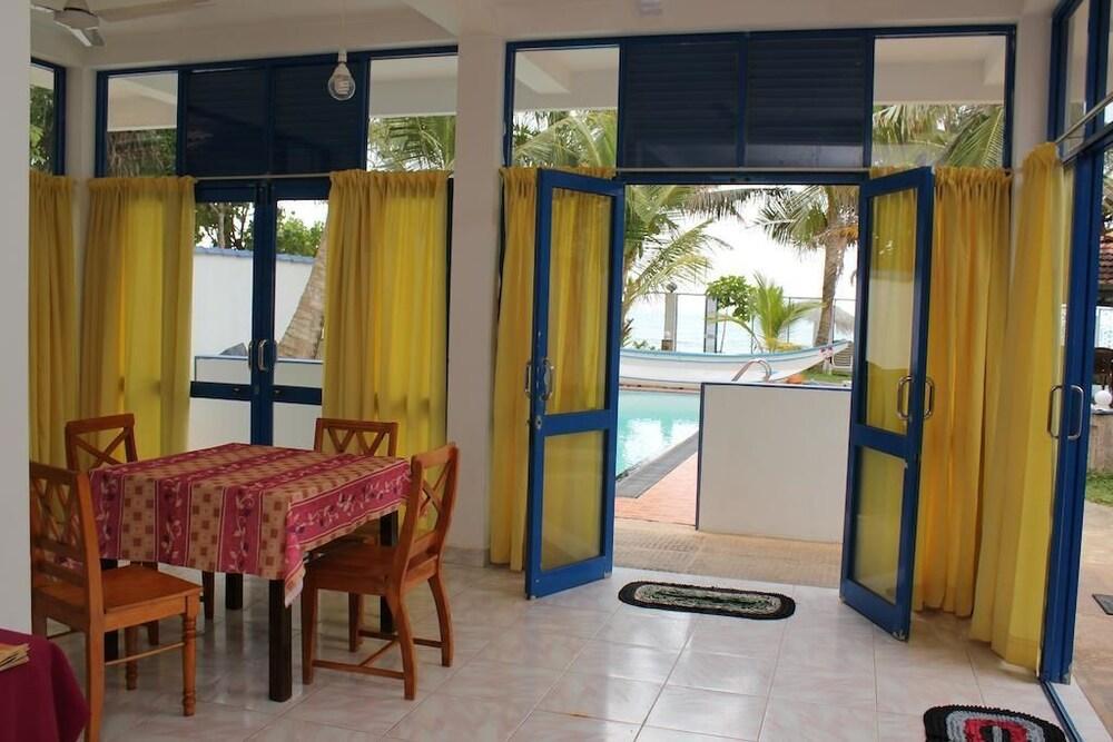 Edelweiss Resort Mirissa Eksteriør billede